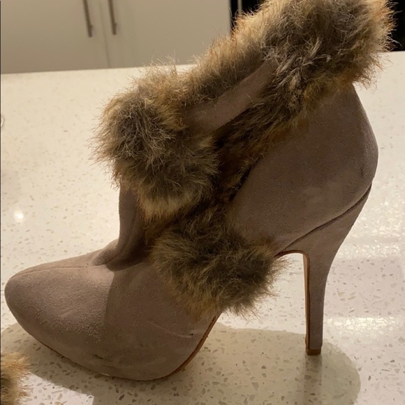 Furry heels - Picture 4 of 6
